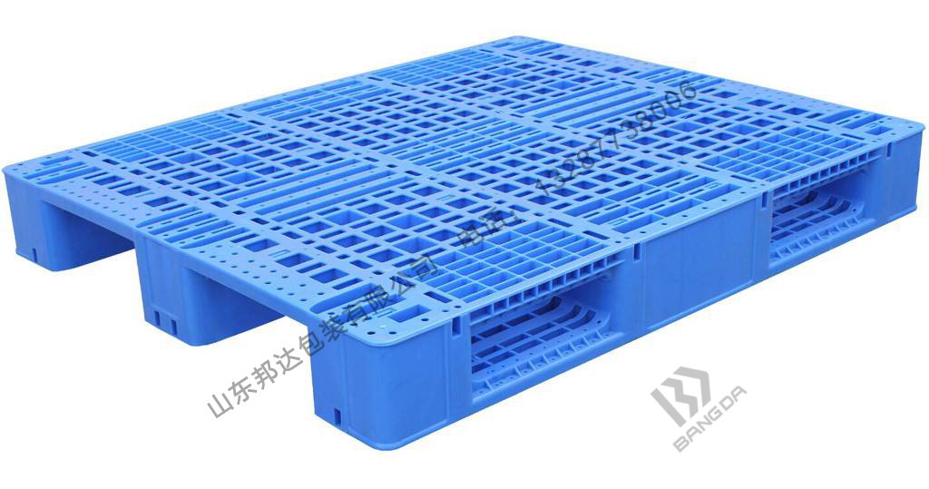 塑料托盤的價(jià)格差別？你的托盤要多少錢一張？